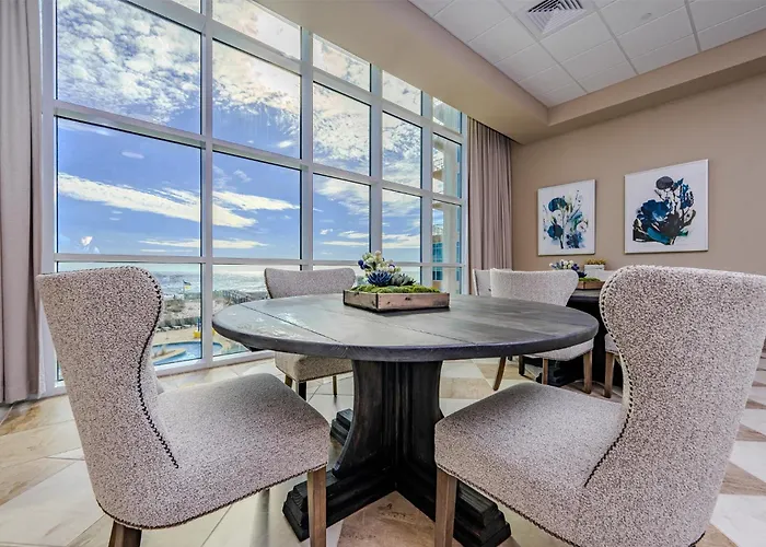 Phoenix Gulf Towers 1802
