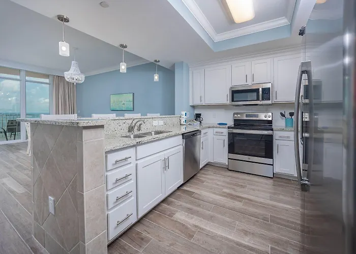 Phoenix Gulf Towers 1802 Apartment *